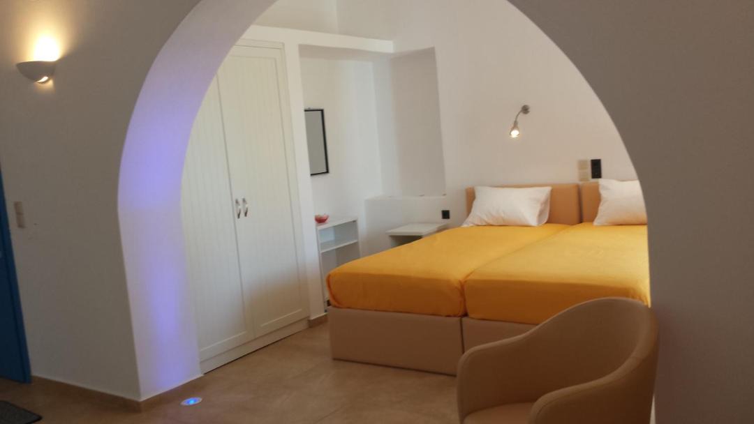 Photo of Bedroom in Drios