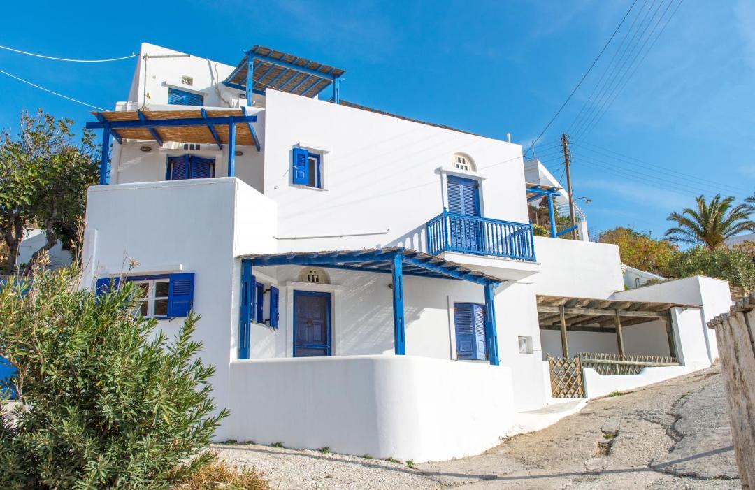 Photo of Buildings in Exomvourgo