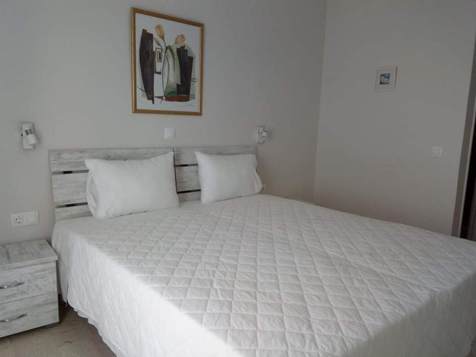 Photo of Bedroom in Ios Town