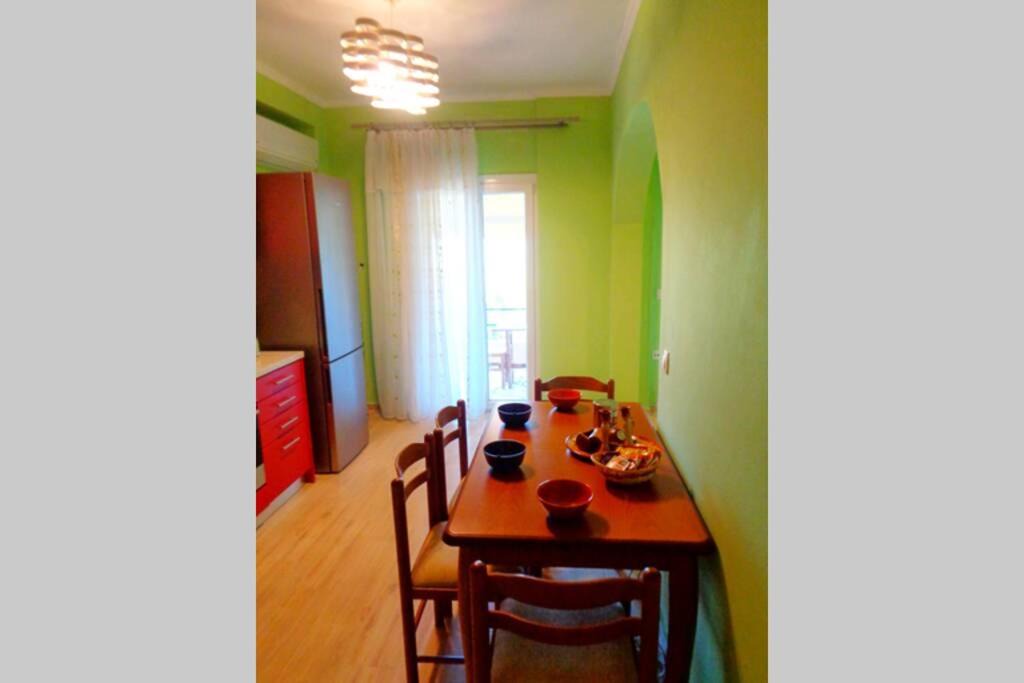 Photo of Livingroom in Petaleia