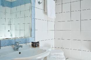 Photo of Bathroom in Omonia
