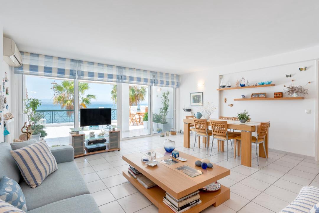 Photo of Livingroom in Eretria