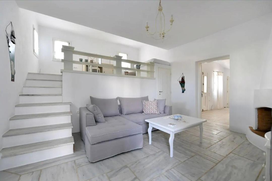 Photo of Livingroom in Ampelas