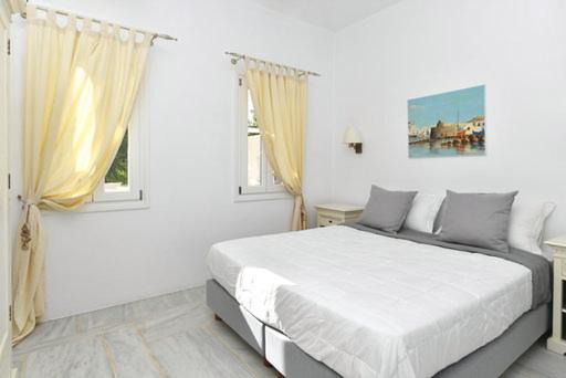 Photo of Bedroom in Ampelas