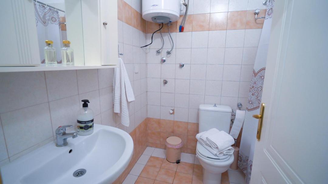 Photo of Bathroom in Aridaia
