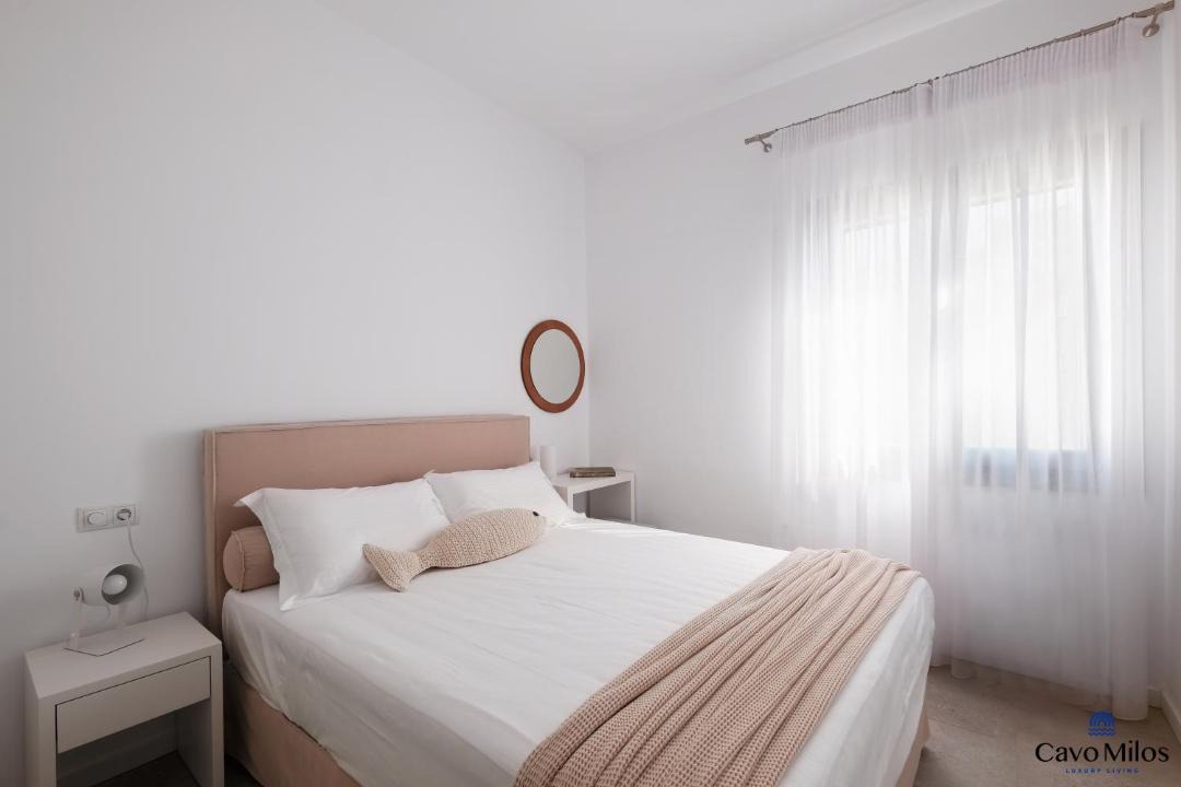 Photo of Bedroom in Adamas