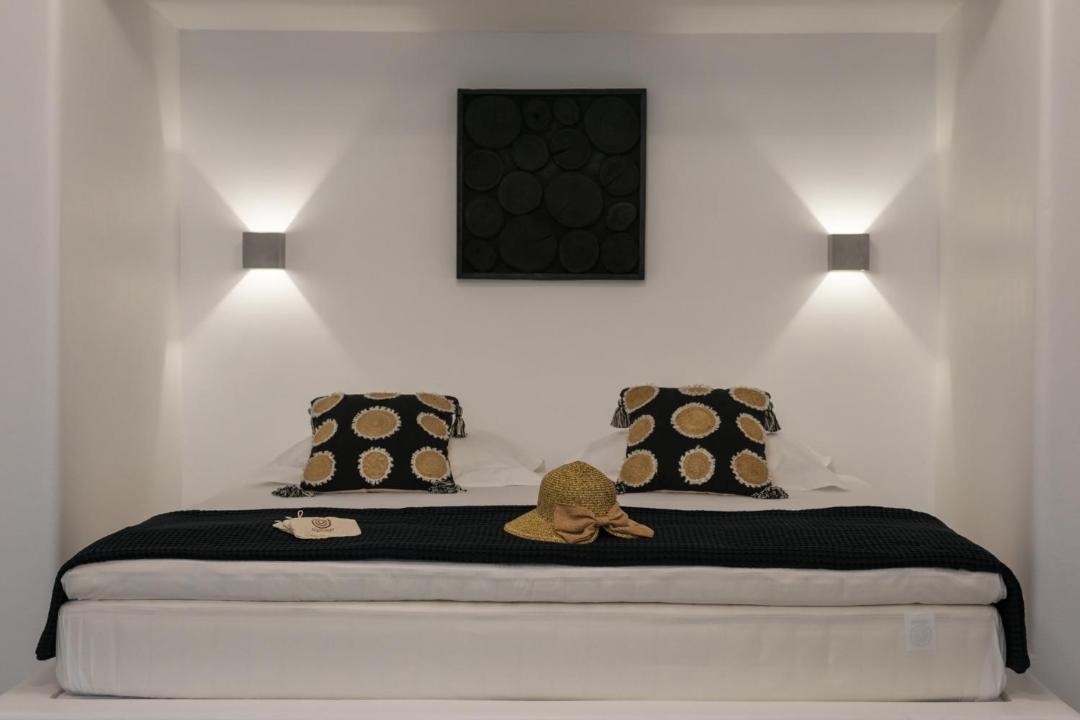 Photo of Bedroom in Milos