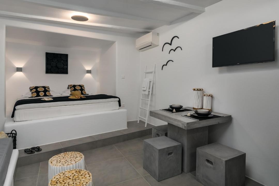 Photo of Livingroom in Milos