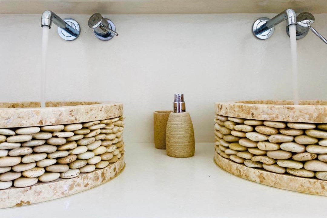 Photo of Bathroom in Adamas