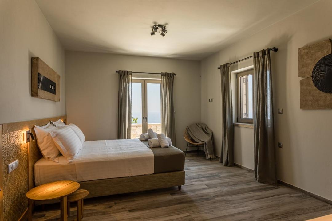 Photo of Bedroom in Lefktron
