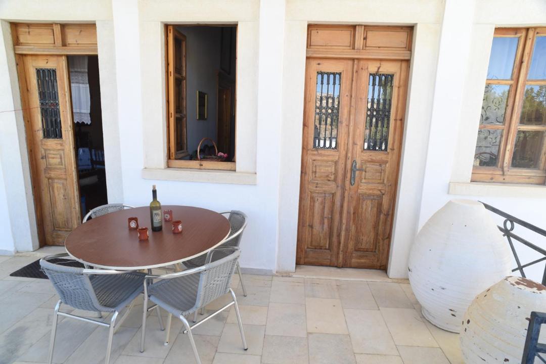 Photo of Others in Aperathos