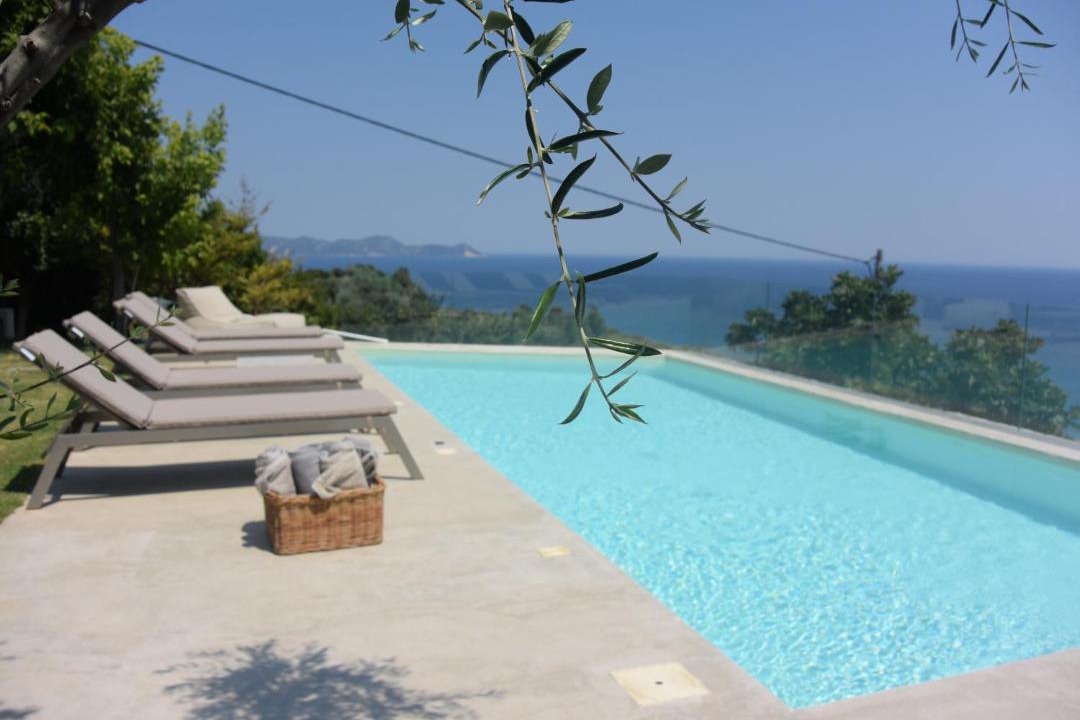 Photo of Others in Vromolimnos
