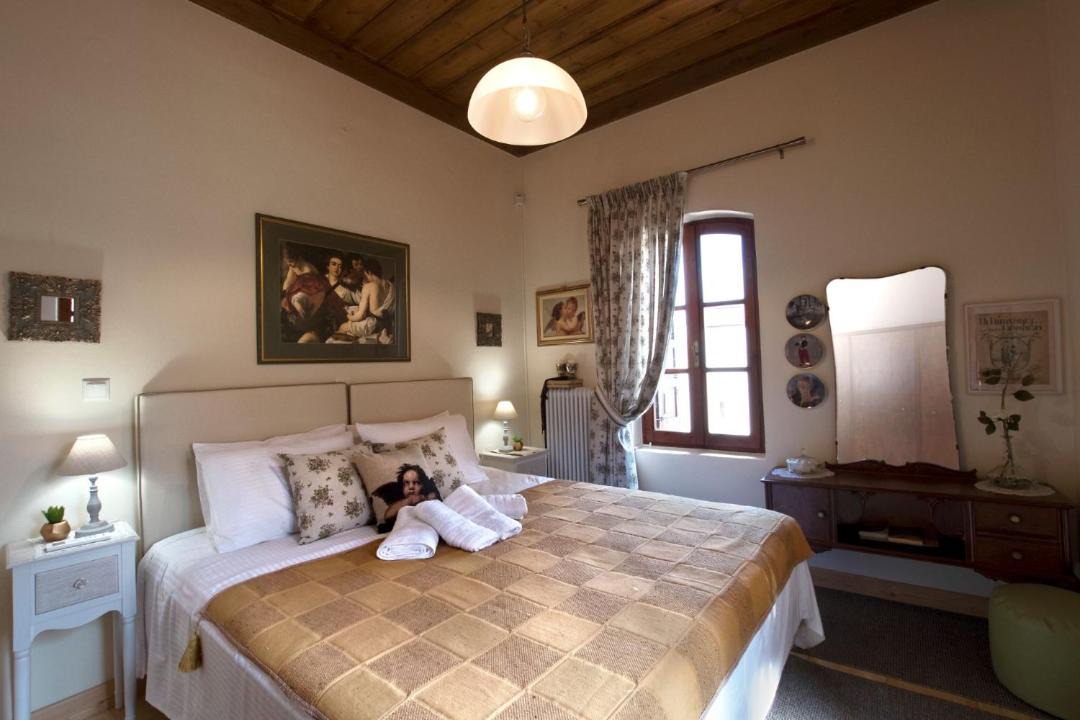 Photo of Bedroom in Krouson