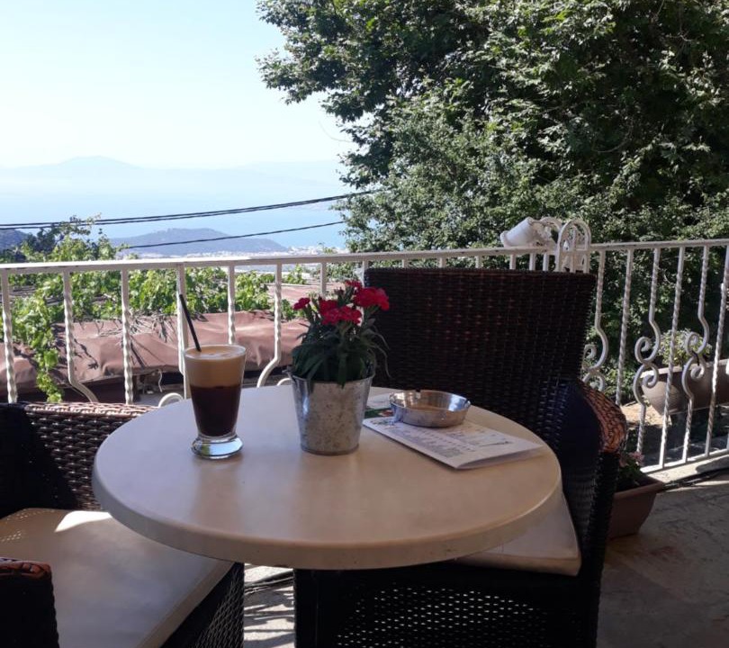 Photo of Patio Balcony in Makrynitsa