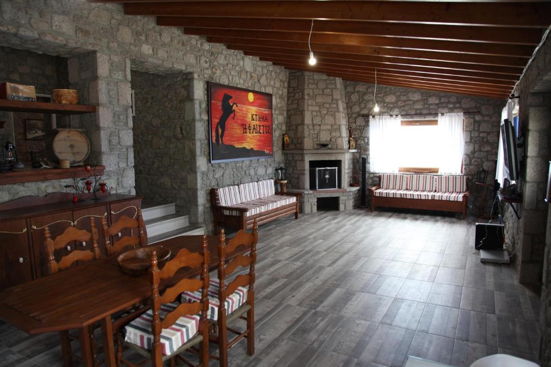 Photo of Livingroom in Myrina