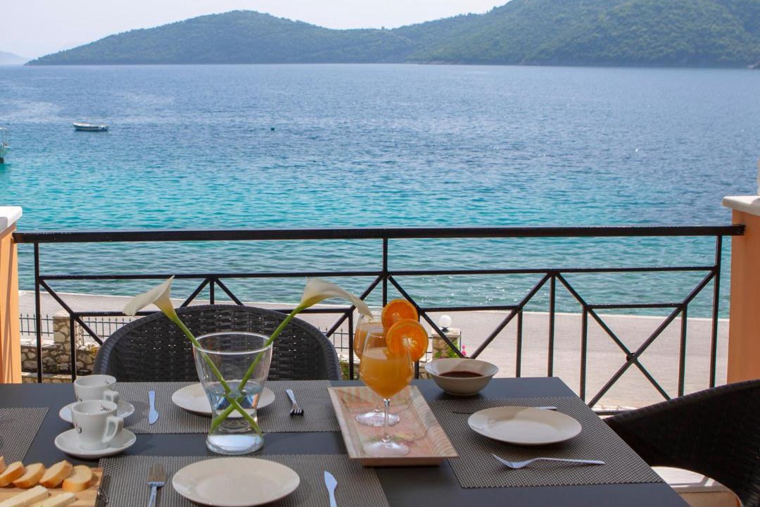 Photo of Patio Balcony in Mikros Gialos