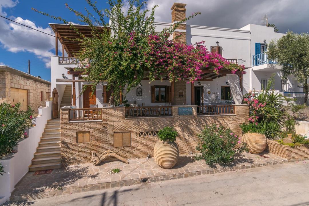 Photo of Others in Adamas