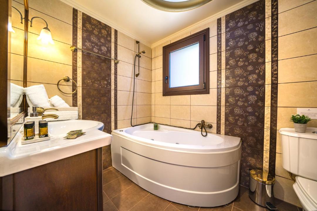 Photo of Bathroom in Polemarchi