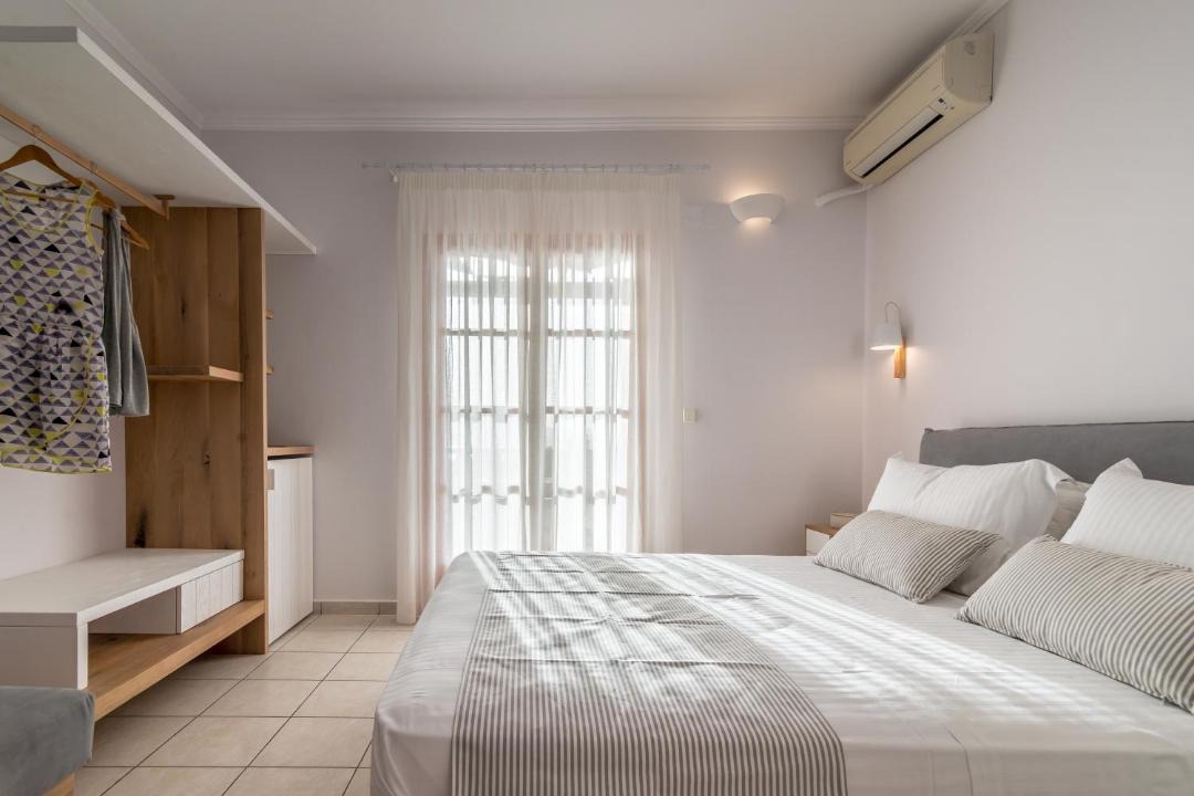 Photo of Bedroom in Adamas