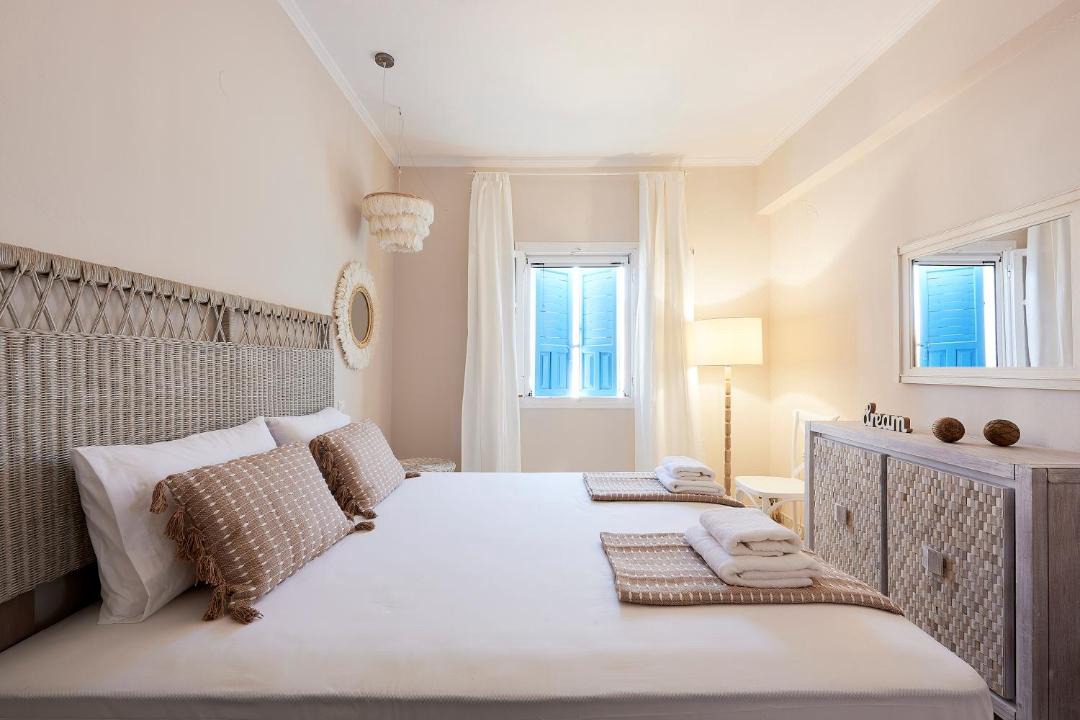 Photo of Bedroom in Adamas