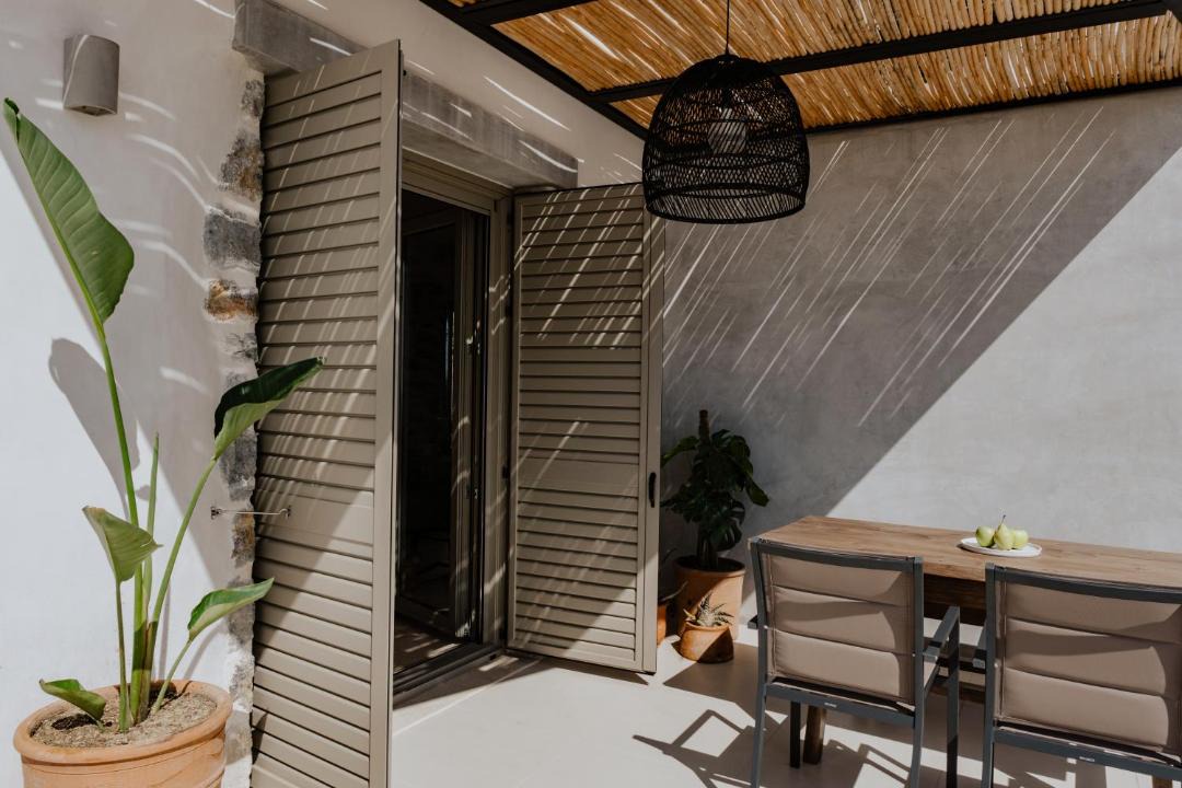 Photo of Patio Balcony in Mirthios