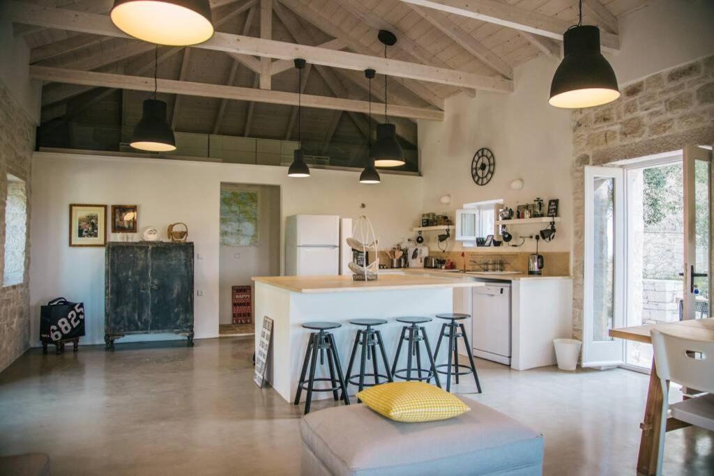 Photo of Kitchen in Katsimatika