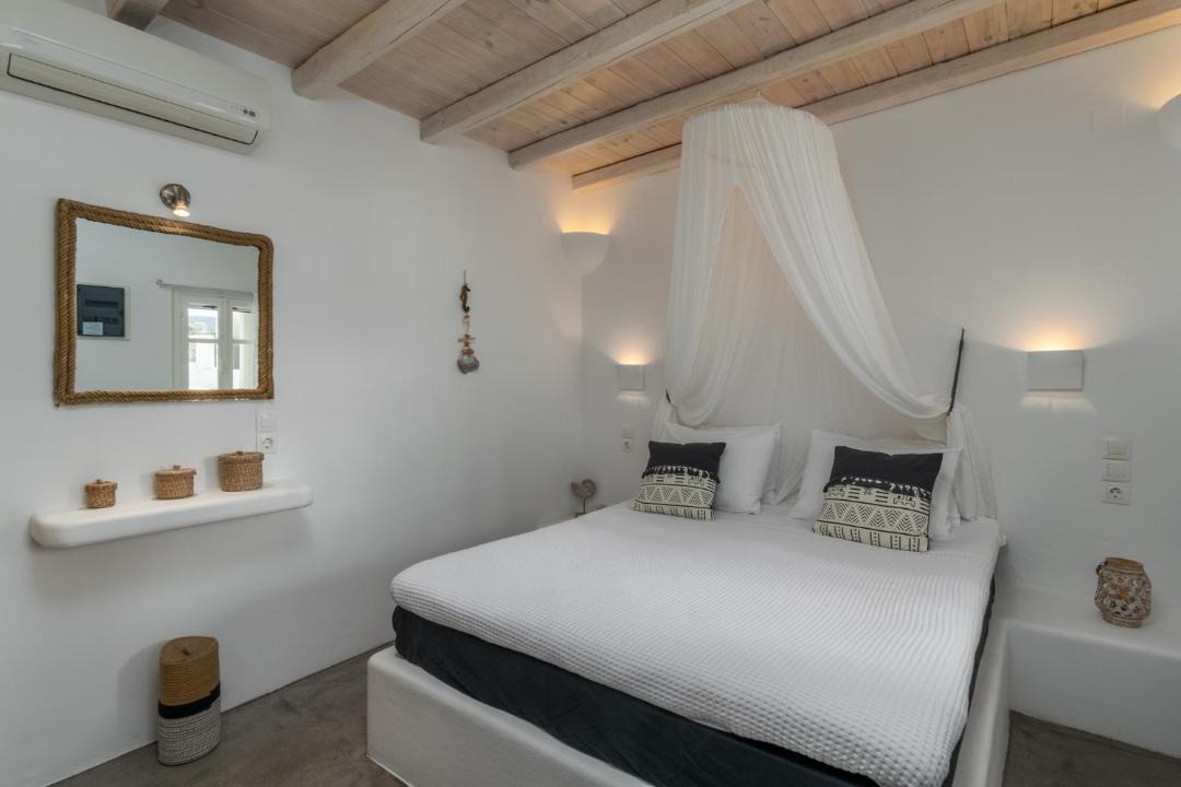 Photo of Bedroom in Apollonia