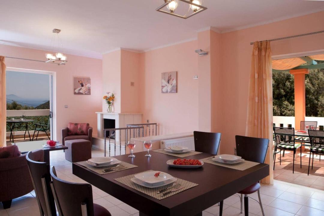 Photo of Livingroom in Evgiros