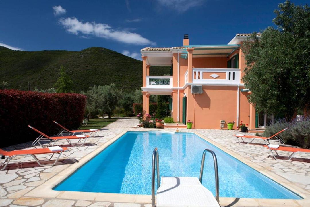 Photo of Outdoor in Evgiros