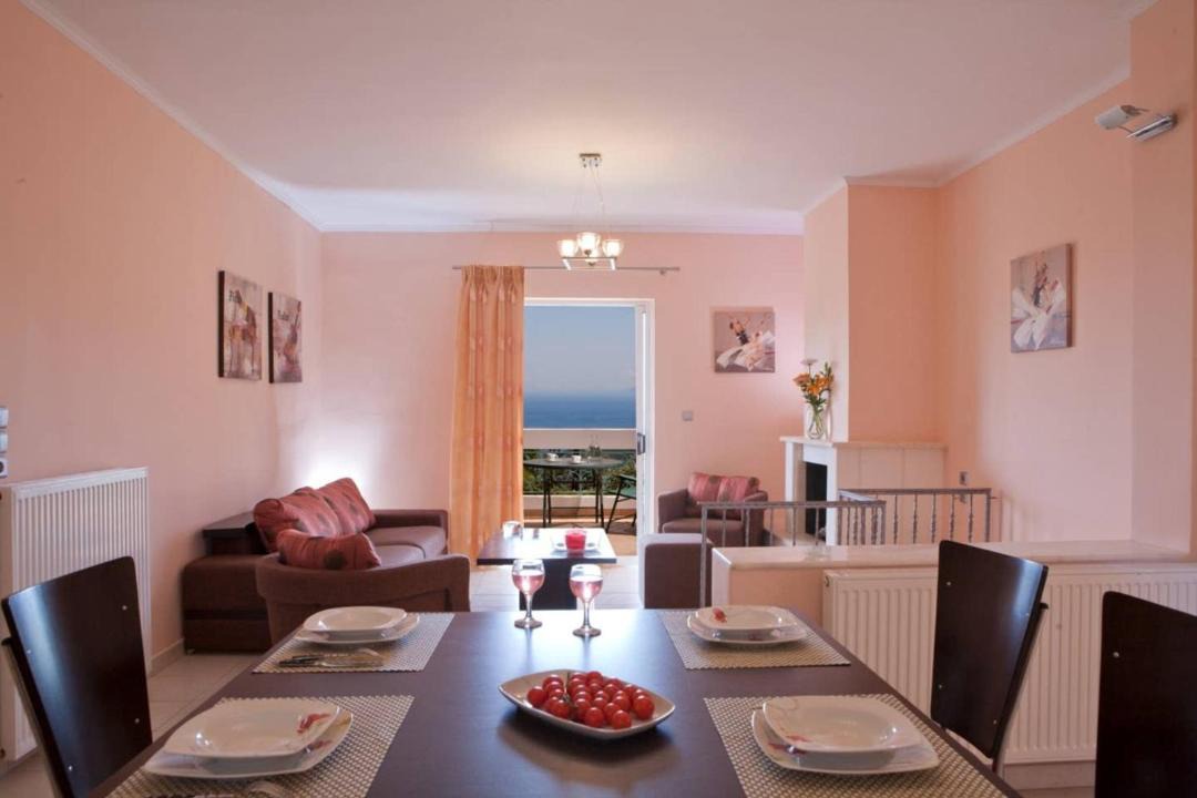 Photo of Livingroom in Evgiros