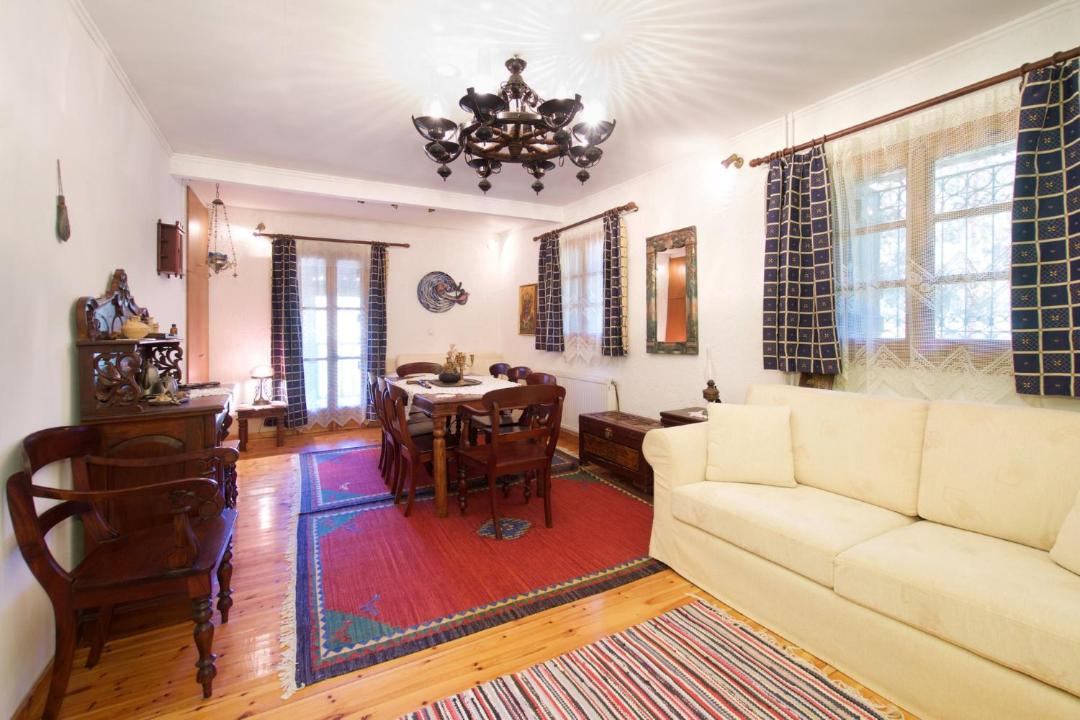 Photo of Livingroom in Mazarakata
