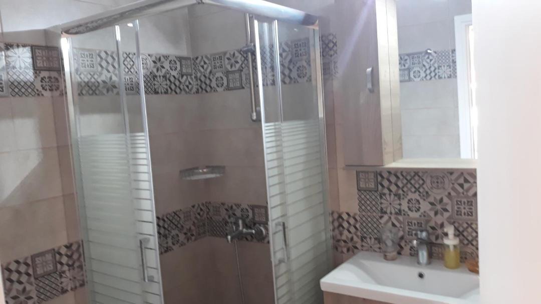 Photo of Bathroom in Ipsos