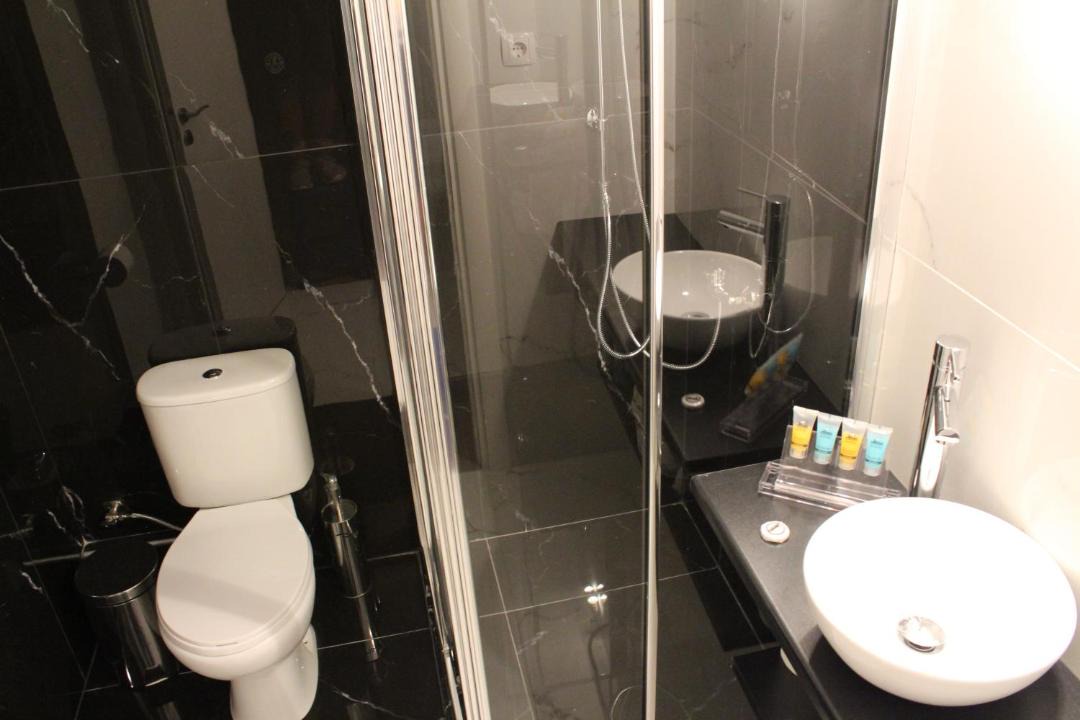 Photo of Bathroom in Attiki