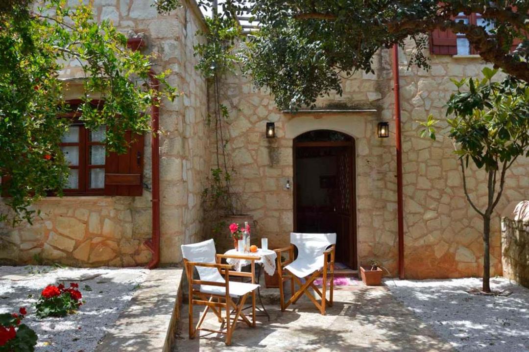Photo of Patio Balcony in Vamos