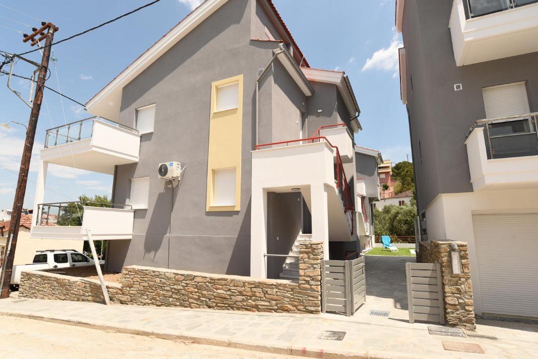 Photo of Buildings in Nea Iraklitsa