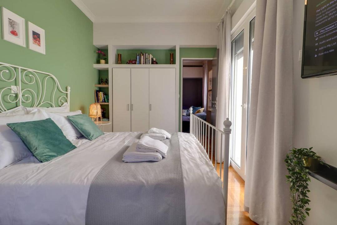 Photo of Bedroom in Platia Viktorias