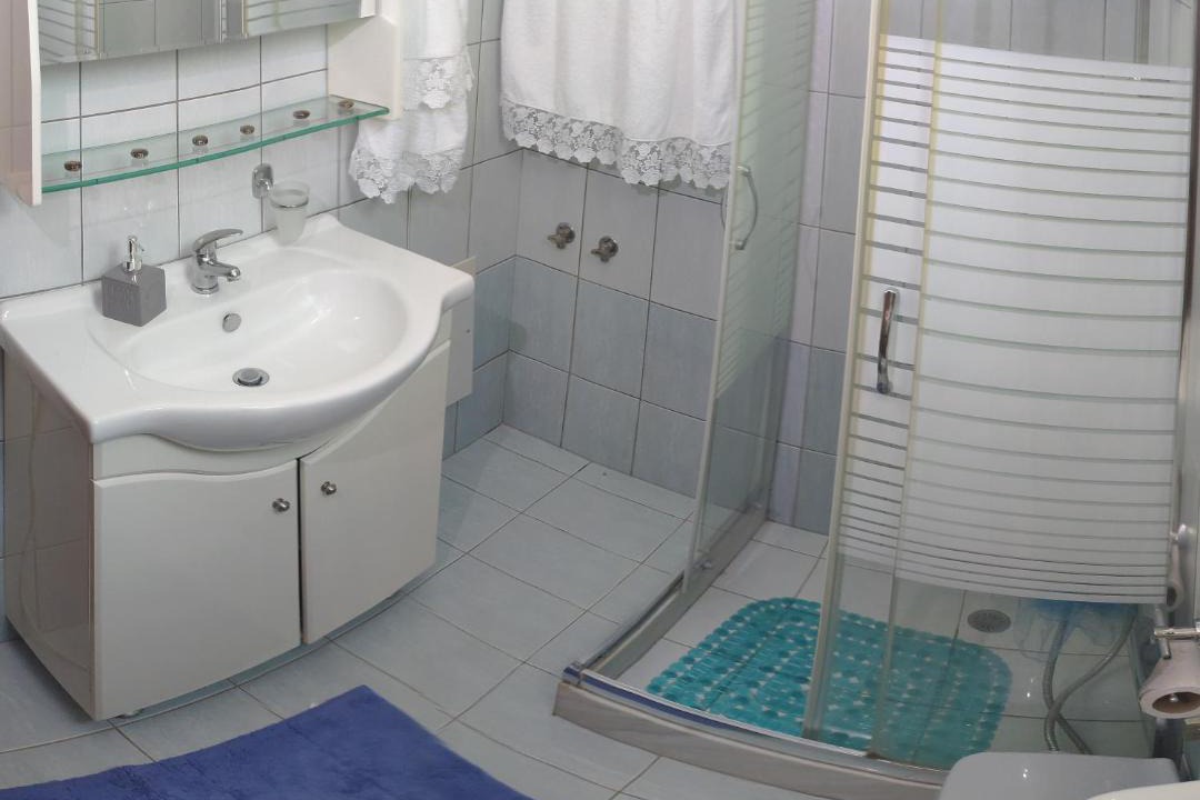 Photo of Bathroom in Nikos Kazantzakis