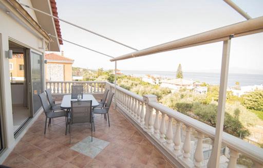 Photo of Patio Balcony in Mikri Mantineia