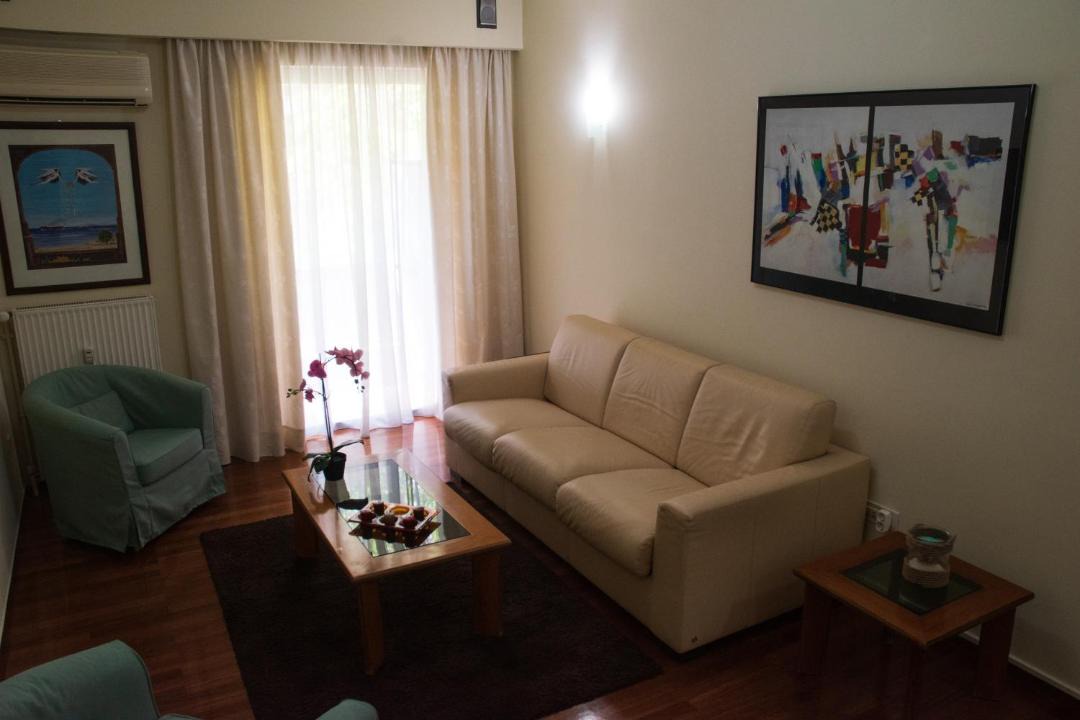 Photo of Livingroom in Ilisia