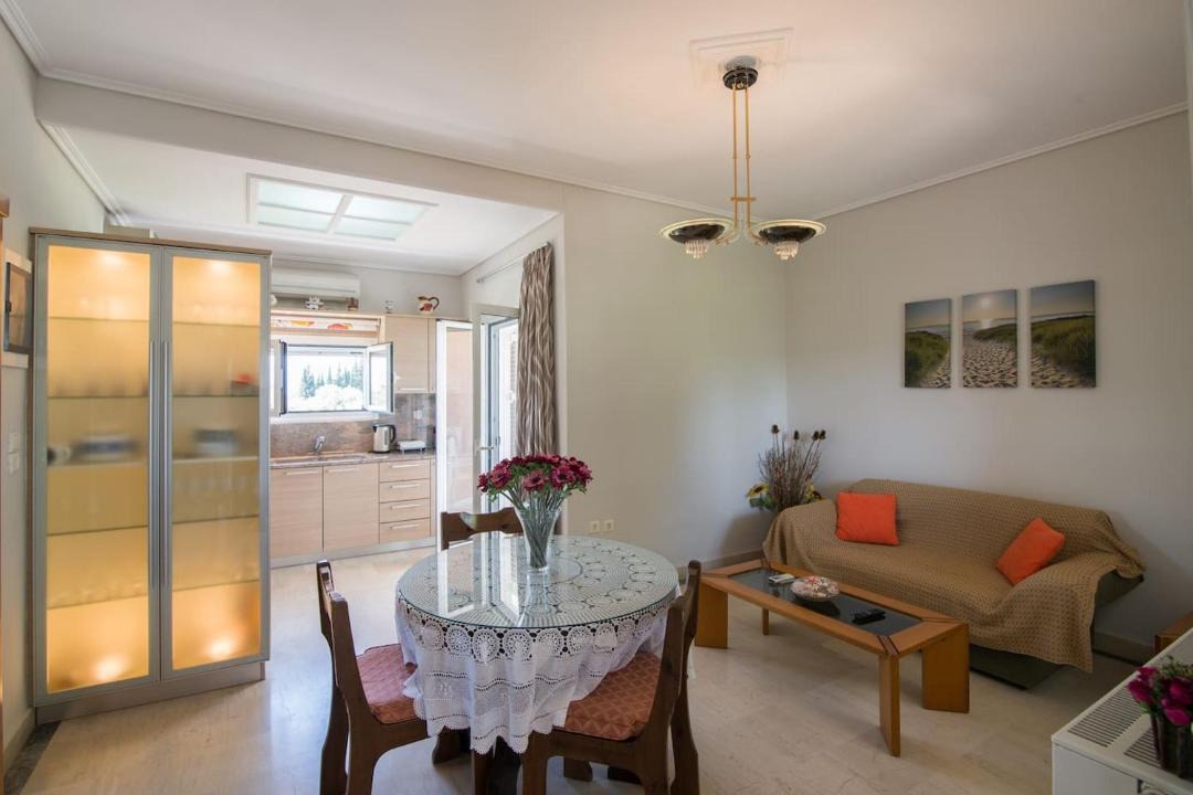 Photo of Livingroom in Eretria