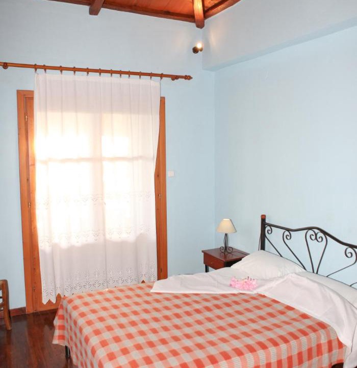 Photo of Bedroom in Glossa