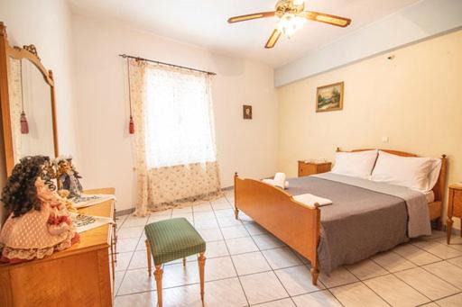 Photo of Livingroom in Dhrepanon