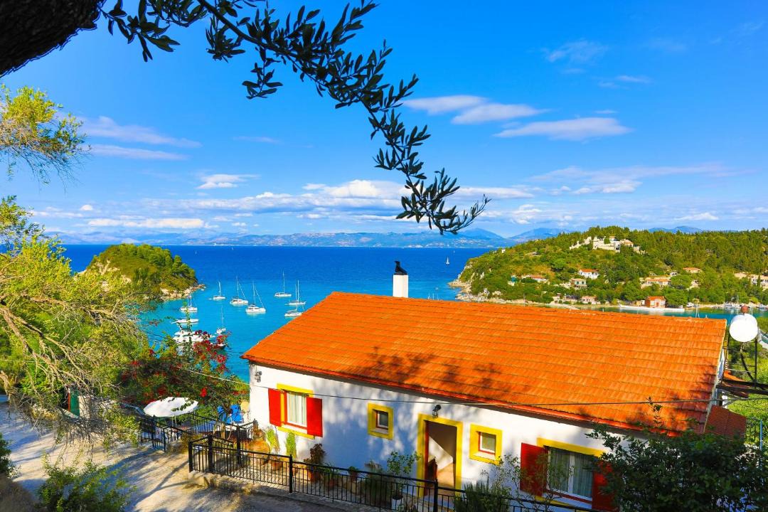 Photo of Others in Lakka