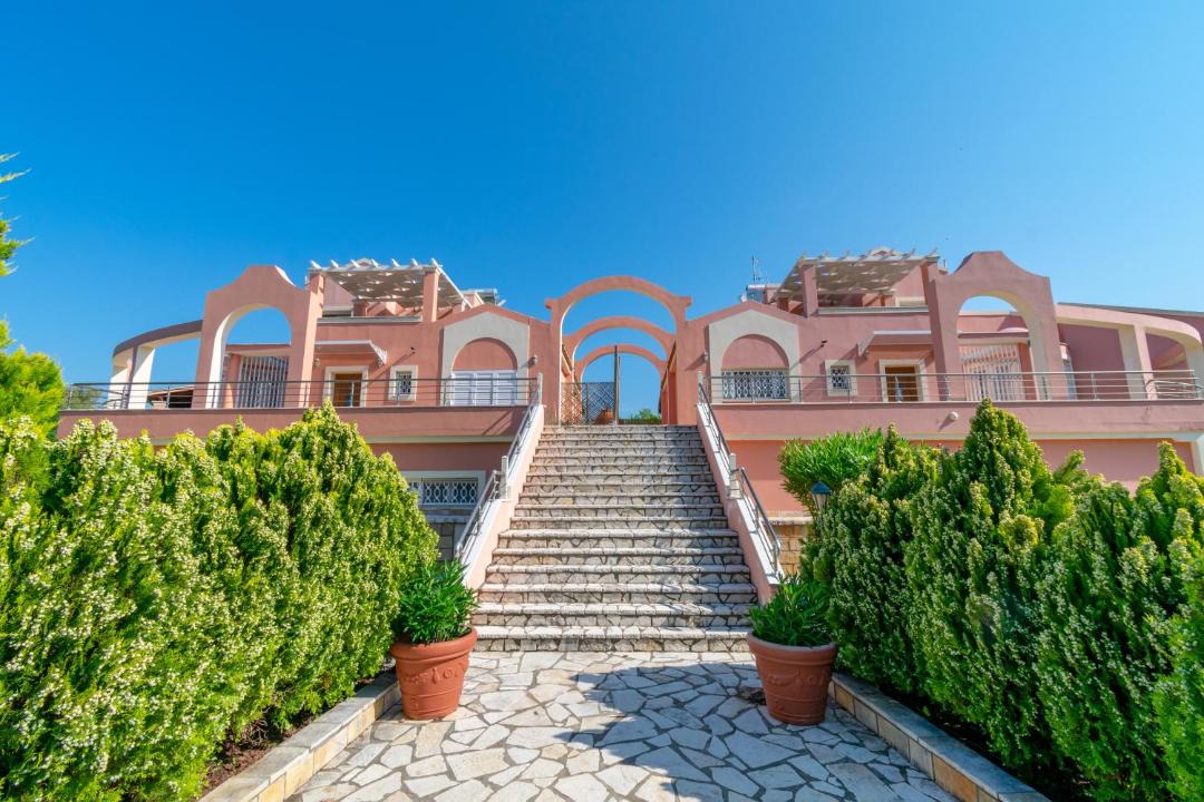 Photo of Buildings in Dassia