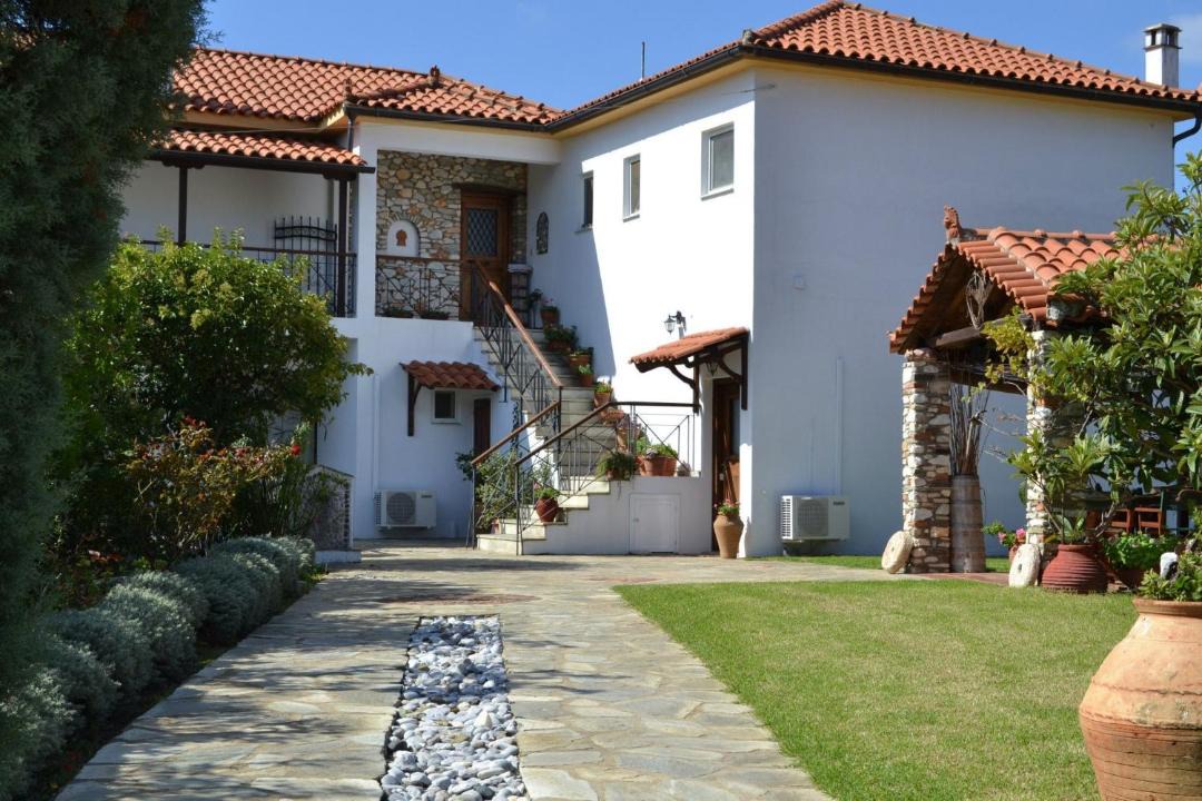 Photo of Buildings in Kolios