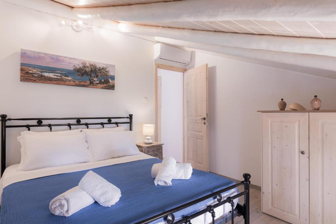 Photo of Bedroom in Marathokampos