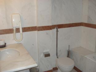 Photo of Bathroom in Omonia