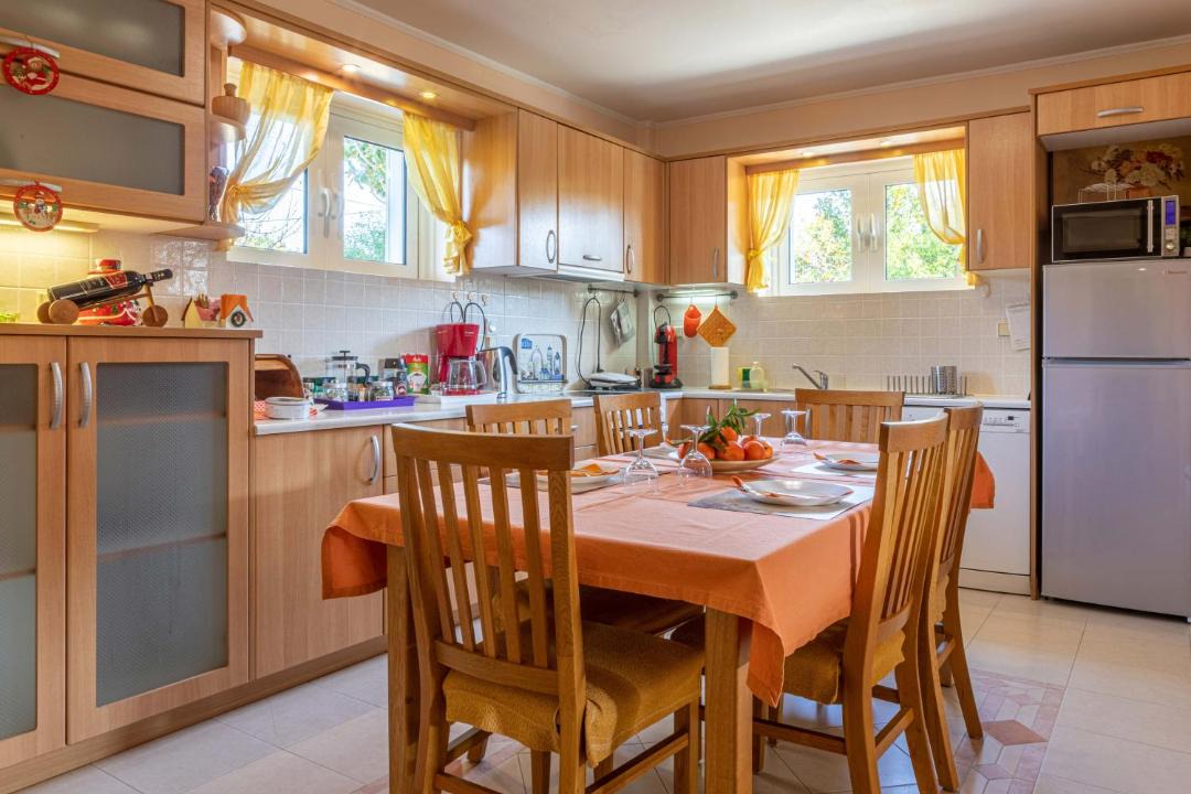 Photo of Kitchen in Lefkakia