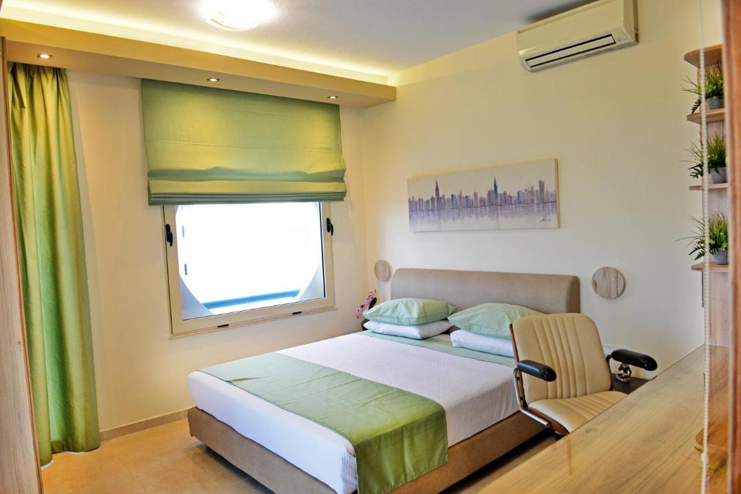 Photo of Bedroom in Rhodes Town
