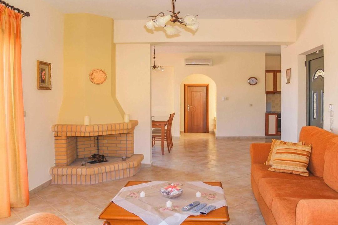 Photo of Livingroom in Karavados